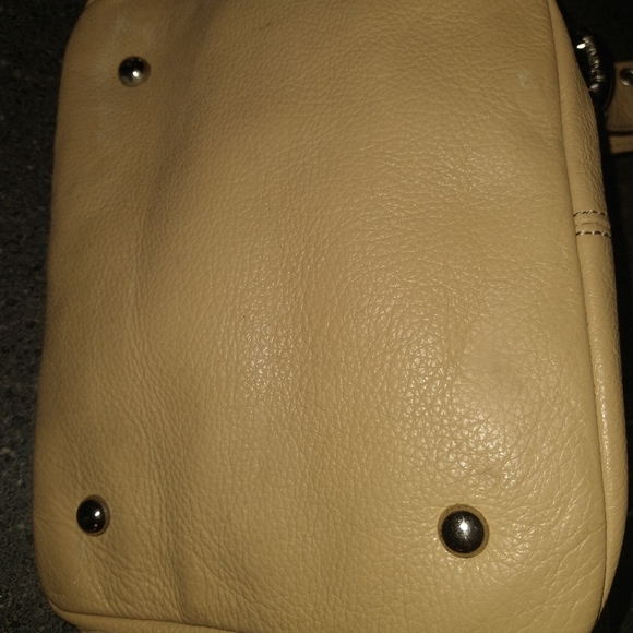 Tignanello handbag #Nwt never used - Picture 4 of 10